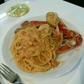 ロイドライト:Mai's cooksnap of when they made 夫が作る渡り蟹のトマトクリームスパゲティ.