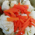 みゆ＠クック's cooksnap of when they made ごまだれ☆カリフラワーと人参の温野菜.