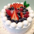 しのばべ's cooksnap of when they made バースデーケーキ☆ベリーデコレーション.