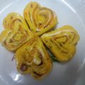 Natsutach's cooksnap of when they made 弁当華やぐハートの玉子焼き★写真付き★.