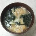 サーフブレイド's cooksnap of when they made 簡単味噌汁（わかめ、油揚げ）.