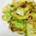 max4995's cooksnap of when they made 5分で簡単！しめじとキャベツのバター炒め.