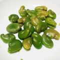 ki☆mama's cooksnap of when they made 包丁を使わずにそら豆をむく方法.