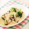 mami323's cooksnap of when they made 鶏肉とキノコの醤油風味のクリーム煮.