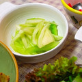 みゅう☆～ず♪'s cooksnap of when they made 簡単セロリの浅漬け（柚子胡椒風味）.