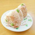ドルフィンサーモン's cooksnap of when they made 彩りかわいい♡鮭と枝豆のおにぎり♡.