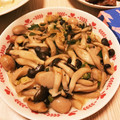 yuka119's cooksnap of when they made 簡単副菜 しめじとウインナーの炒め物.