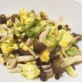 ちゃちゃきゆき's cooksnap of when they made 簡単！しめじとネギの卵炒め.