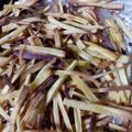 こんバトるV's cooksnap of when they made ヘルシー☆揚げない芋けんぴ.