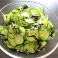 ちゃんきよ's cooksnap of when they made 超簡単♬きゅうりの塩昆布としらす和え.