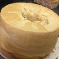 chikaぴろ's cooksnap of when they made ふわふわ玉子のシフォンケーキ♪卵白消費に.