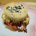 たまひろ☆'s cooksnap of when they made 簡単ベーコンオムレツサンド！！.