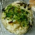 SKB34's cooksnap of when they made 味噌漬けのお新香の胡麻油おにぎり.