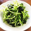 YUKIKI☆'s cooksnap of when they made キャベツの千切りとわかめの酢の物.