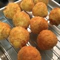 rosemary2's cooksnap of when they made 冷めてもしぼまない!!ハンペンのフライ☆.