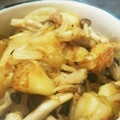 ちかforest♡'s cooksnap of when they made じゃがいもとしめじと玉ねぎの炒めもの.