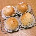 ぱーね's cooksnap of when they made 黒糖黒ごまあんぱん♪.