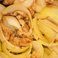 meipu's cooksnap of when they made 超簡単！豚肉と玉ねぎ甘辛炒め（豚丼対応）.