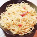 ☆李愛☆'s cooksnap of when they made 厚切りベーコンペペロンチーノ.