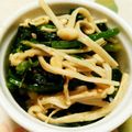 ☆6002☆'s cooksnap of when they made お弁当に★ほうれん草とエノキのゴマ和え.