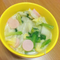 ひまりんりん☆'s cooksnap of when they made お魚ソーセージと白菜の豆乳クリーム煮.