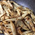 hiruka25's cooksnap of when they made 金ごま香る　簡単♪ごぼうの甘辛.