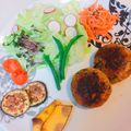 ＊みき☆★'s cooksnap of when they made 豆腐・おから・ひじきの入ったハンバーグ.