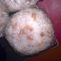 LIFEinUK's cooksnap of when they made まぜまぜおにぎり～梅ツナ～.