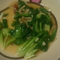 りく倶楽部's cooksnap of when they made 干し貝柱と青菜の炒めもの.