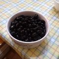 ラリー＆サラ's cooksnap of when they made 炊飯器でぷっくり黒豆カンタンよ美肌お正月.