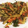 ぱーなちゃん's cooksnap of when they made ひき肉とじゃが芋ピーマンのカレー炒め.
