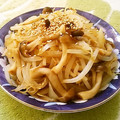 えれぼん's cooksnap of when they made レンジで簡単♪しめじともやしの和え物.