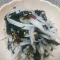 ょわにさく's cooksnap of when they made 大根とワカメの梅サラダ♪.
