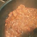 〓kitchen's cooksnap of when they made 豚肉の赤ワインデミソース煮込み.