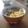 まさぽママ's cooksnap of when they made 調理室ﾖﾘ～炒めない★保育園のふわ二色丼.