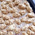 ゆ〜っちょん's cooksnap of when they made 簡単！ ざくざくフルグラクッキー.