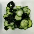 ハニイとムサシ's cooksnap of when they made 胡瓜とわかめの酢の物.