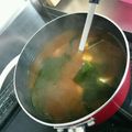 なっちゃん、！'s cooksnap of when they made ぐーたら娘の味噌汁＊豆腐とワカメの味噌汁.
