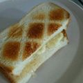 とも☆♪☆♪'s cooksnap of when they made まるでチーズケーキ？！な、超簡単サンド♪.