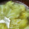 つっちーという人's cooksnap of when they made ウェイパーで簡単★キャベツの中華スープ♬.