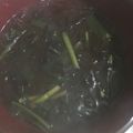 ココキキララ's cooksnap of when they made ニラとわかめの味噌汁.