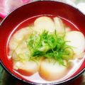 ののっく's cooksnap of when they made 麩と油揚げの味噌汁.