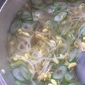 ユチョン1217's cooksnap of when they made もやしのあっさりカンタンスープ(韓国風）.