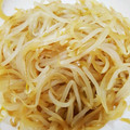 YorozUta's cooksnap of when they made 玉ねぎともやしのあっさりナムル.