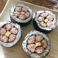 クタちゃん☆'s cooksnap of when they made 飾り寿司♪お花の巻き寿司✿.