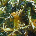 クック9FBYLP☆'s cooksnap of when they made ターサイとわかめのキムチスープ.