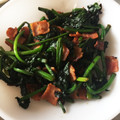 目玉のオカン's cooksnap of when they made 上等ベーコンとほうれん草炒め.