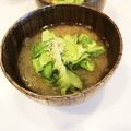 ちょこみ51's cooksnap of when they made 焦がしキャベツと玉ねぎのみそ汁.