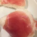 yurietti's cooksnap of when they made 生ハムとトリュフ塩のおにぎり.