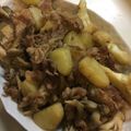 takoyuma's cooksnap of when they made ☆カリフラワーと豚小間肉のオイマヨ炒め☆.